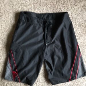 EUC Quicksilver board shorts 32
